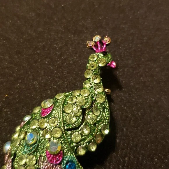 Multicolor Peacock Brooch - Picture 3 of 8